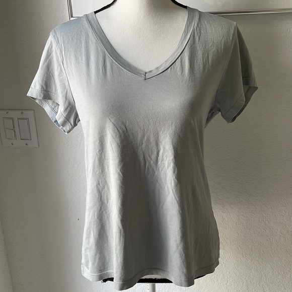 Rowan Tyler v neck tee size medium - Picture 1 of 7